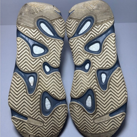 Adidas Yeezy Boost 700 V2 Inertia size 9.5 - Picture 8 of 9